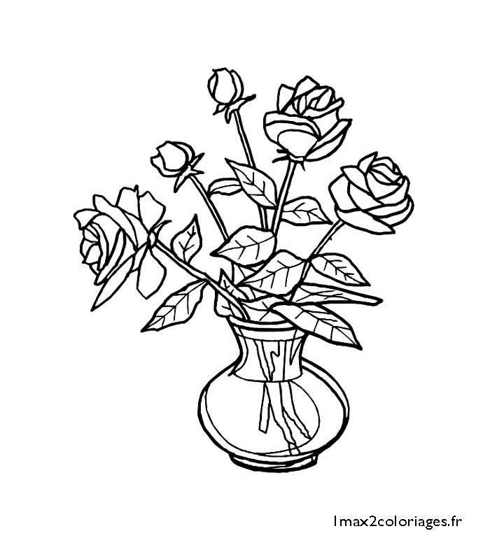 Un bouquet de roses dans un vase