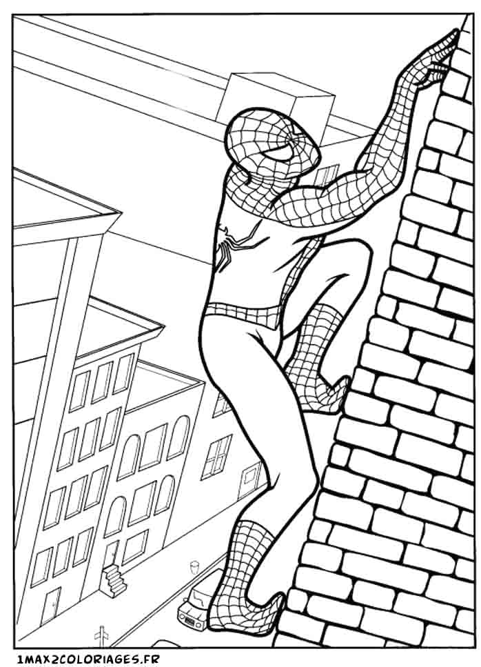 Spiderman escalade une façade de building